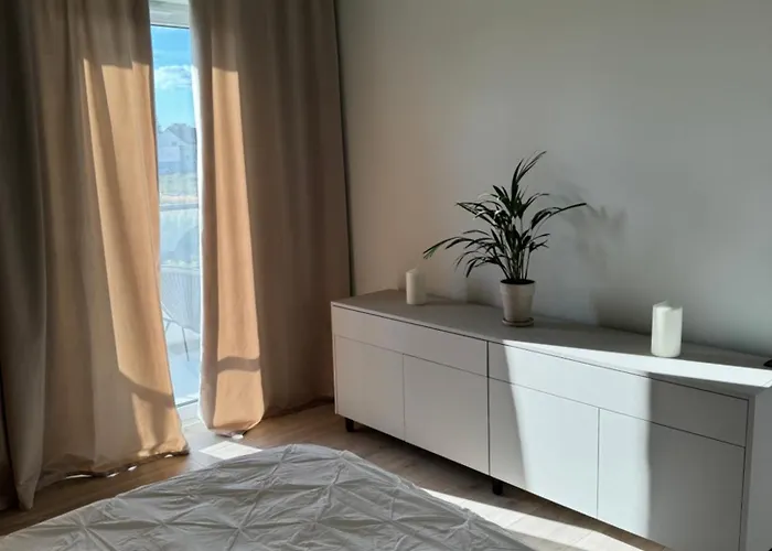 Komfortowy Z Jedna Sypialnia 60m Kw Lokalizacja Baranowo *