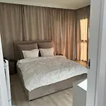 Komfortowy Z Jedna Sypialnia 60m Kw Lokalizacja Baranowo Appartamento