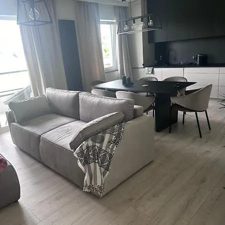 Apartment Komfortowy Z Jedna Sypialnia 60m Kw Lokalizacja Baranowo Poznan