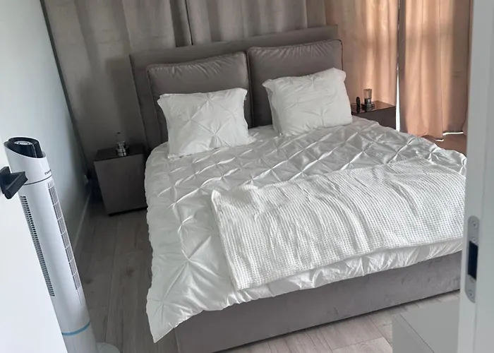 Komfortowy Z Jedna Sypialnia 60m Kw Lokalizacja Baranowo * Πόζναν