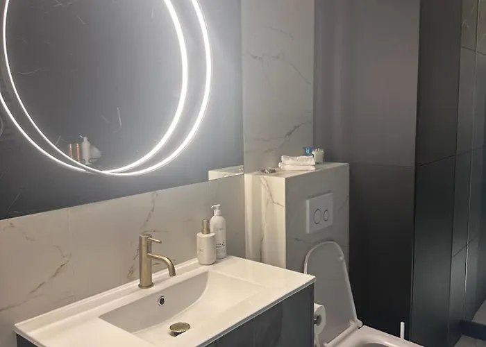 Komfortowy Z Jedna Sypialnia 60m Kw Lokalizacja Baranowo *